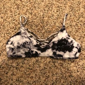 hollister tie-dye bikini top